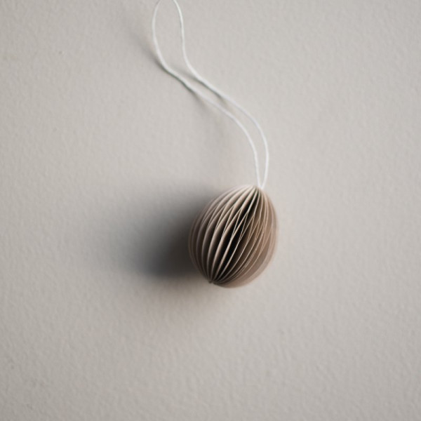 Hanging_Egg_-_sand_Wohnfuehl-Shop_UG_02.jpg